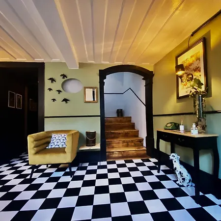Inn Door 21 - Hostel & Suite-3